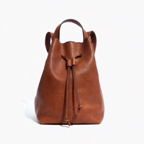 Madewell Handbags - ⭐️Madewell Leather Mini Bucket Bag Backpack